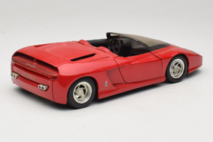 Pininfarina Mythos Červený Revell 1:18 8806 Kov – obrázok 3 z 8