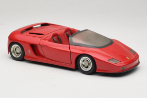 Pininfarina Mythos Červený Revell 1:18 8806 Kov – obrázok 6 z 8