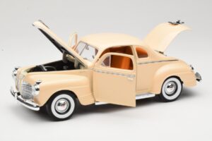 Plymouth Coupe Béžový Road Signature 1:18 92398 Kov – obrázok 2 z 8