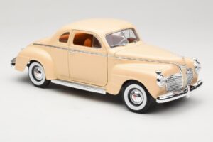 Plymouth Coupe Béžový Road Signature 1:18 92398 Kov – obrázok 6 z 8