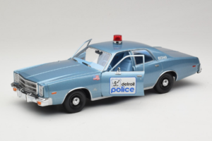 Plymouth Fury Beverly Hills PD Modrý GreenLight 1:18 19069 Kov – obrázok 2 z 8