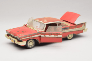 Plymouth Fury Červený Christine Špinavá Verzia Auto World 1:18 AWSS119/06 Kov – obrázok 2 z 8