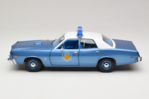 Plymouth Fury Police Pursuit Smokey and the Bandit GreenLight 1:18 19044 Kov – obrázok 4 z 8