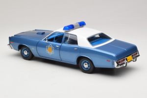 Plymouth Fury Police Pursuit Smokey and the Bandit GreenLight 1:18 19044 Kov – obrázok 7 z 8