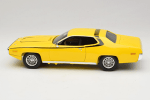 Plymouth Satellite Daisy Dukes of Hazzard Auto World 1:18 AWSS105/06 Kov – obrázok 4 z 8