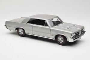 Pontiac GTO Strieborný Sun Star 1:18 1821 Kov – obrázok 6 z 8