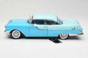 Pontiac Star Chief Modrý Sun Star 1:18 5041 Kov – obrázok 4 z 8