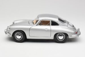 Porsche 356B Strieborný Bburago 1:18 3021-M1 Kov – obrázok 4 z 8