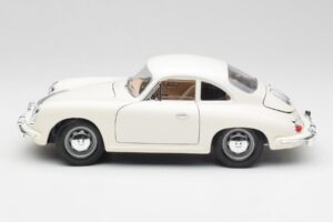 Porsche 356B Biely Bburago 1:18 3021-M3 Kov – obrázok 4 z 8