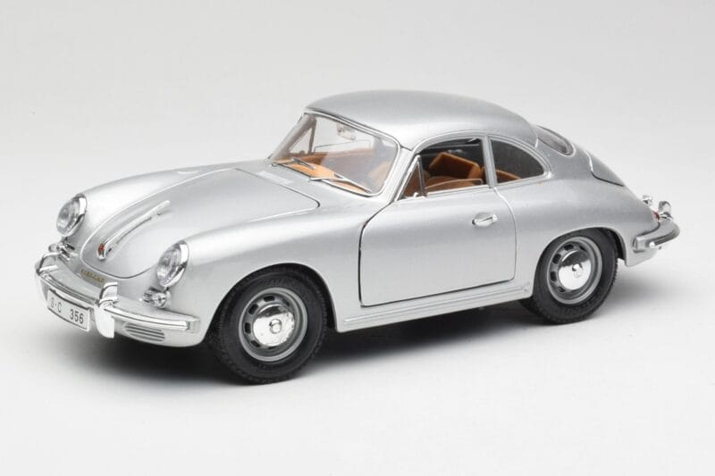 Porsche 356B Strieborný & Hnedý Interiér Bburago 1:18 3021-M2 Kov