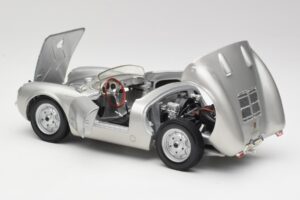 Porsche 550 A Spyder Strieborný Maisto 1:18 50314 Kov – obrázok 5 z 8