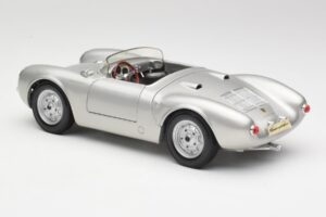 Porsche 550 A Spyder Strieborný Maisto 1:18 50314 Kov – obrázok 7 z 8
