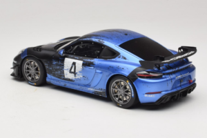 Porsche 718 Cayman GT4 RS Clubsport Čierny Modrý Otto 1:18 OT469 Živica – obrázok 5 z 6