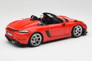Porsche 718 Spyder RS Guards Red Norev 1:18 187271 Kov – obrázok 3 z 8
