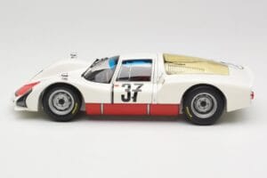 Porsche 906 K #37 V. Elford / B. Pon Porsche System 24 Hours of Le Mans 1967 Minichamps 1:18 100676137 Kov – obrázok 4 z 8