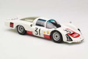 Porsche 906 LH #31 H. Herrmann / H. Linge Porsche System Engineering 24 Hours of Le Mans 1966 Minichamps 1:18 100666131 Kov – obrázok 6 z 8