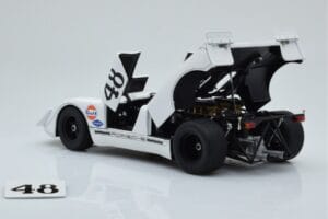 Porsche 908/02 #48 S. McQueen / P. Revson 12 Hours of Sebring 2nd Place Post Race Version 1970 AUTOart 1:18 87072 Kov – obrázok 5 z 8