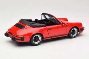 Porsche 911 930 Carrera 3.2 Cabriolet Guards Red Minichamps 1:18 110063030 Kov – obrázok 3 z 8