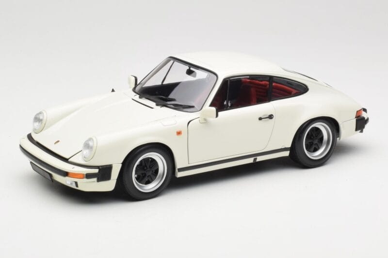 Porsche 911 930 Carrera 3.2 Grand Prix White Minichamps 1:18 100063024 Kov