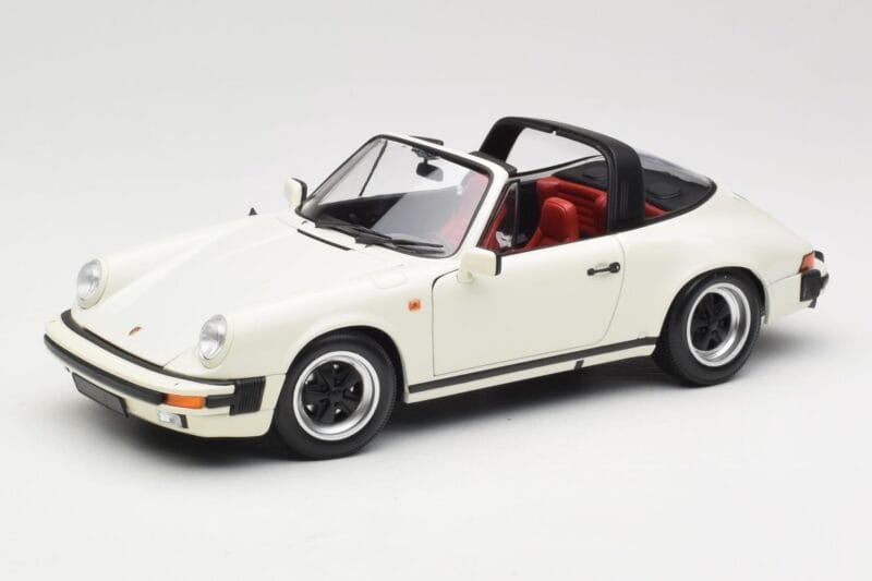 Porsche 911 930 Carrera Targa 3.2 Grand Prix White Minichamps 1:18 100063062 Kov