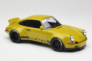 Porsche 911 930 RWB Classic Khaki GT Spirit 1:18 GT120 Živica – obrázok 4 z 6