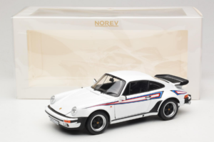 Porsche 911 930 Turbo 3.3 Biely Norev 1:18 187668 Kov – obrázok 8 z 8
