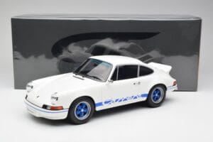 Porsche 911 2.7 RS Grand Prix Biely GT Spirit 1:12 GT921 Živica – obrázok 6 z 6