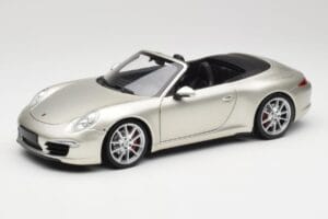 Porsche 911 991 Carrera S Kabriolet GT Strieborný Metalíza Minichamps 1:18 100061030 Kov