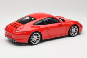 Porsche 911 991 Carrera S Guards Červený Minichamps 1:18 100061020 Kov – obrázok 3 z 8