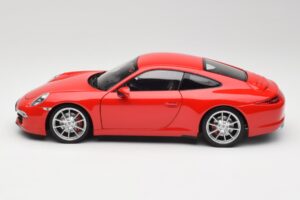 Porsche 911 991 Carrera S Guards Červený Minichamps 1:18 100061020 Kov – obrázok 4 z 8