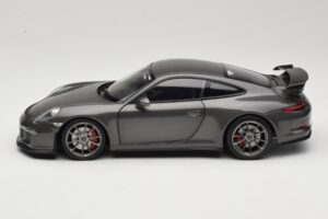 Porsche 911 991 GT3 Grey Metallic Minichamps 1:18 110062720 Kov – obrázok 4 z 8