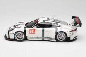 Porsche 911 991 GT3 R #911 2015 Minichamps 1:18 155156000 Kov – obrázok 3 z 6