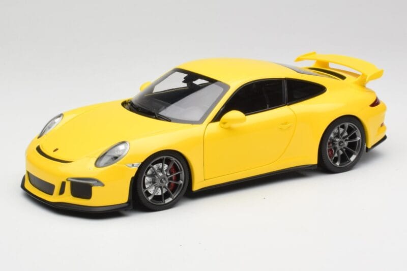 Porsche 911 991 GT3 Racing Žltý & Strieborné Kolesá Minichamps 1:18 110062722 Kov