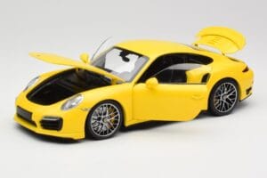 Porsche 911 991 Turbo S Žltý So Striebornými Kolesami Minichamps 1:18 110062322 Kov – obrázok 2 z 8