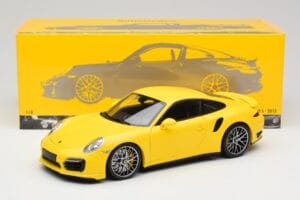 Porsche 911 991 Turbo S Žltý So Striebornými Kolesami Minichamps 1:18 110062322 Kov – obrázok 8 z 8