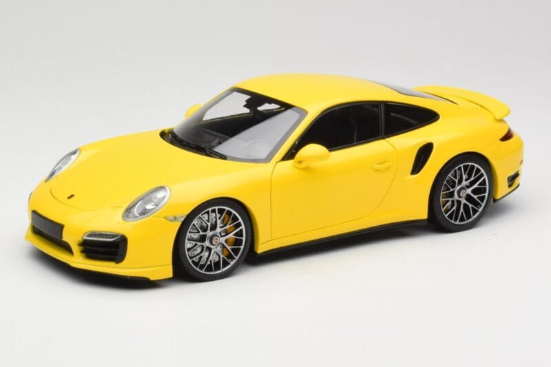 Porsche 911 991 Turbo S Žltý So Striebornými Kolesami Minichamps 1:18 110062322 Kov