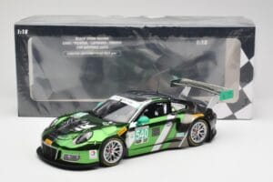 Porsche 911 991.1 GT3 R #540 Black Swan Racing P. Long / T. Pilgrim 24h Daytona 2016 Minichamps 1:18 155166540 Kov – obrázok 6 z 6