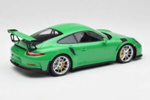 Porsche 911 991.1 GT3 RS Lizard Zelený & Strieborné Kolesá Minichamps 1:18 153066229 Kov – obrázok 2 z 6