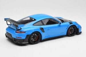 Porsche 911 991.2 GT2 RS Modrý s Čiernymi Kolesami Minichamps 1:18 155068308 Kov – obrázok 2 z 6
