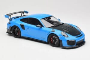 Porsche 911 991.2 GT2 RS Modrý s Čiernymi Kolesami Minichamps 1:18 155068308 Kov – obrázok 4 z 6