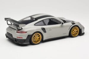 Porsche 911 991.2 GT2 RS Chalk Weissach Package Zlaté Kolesá Minichamps 1:18 155068304 Kov – obrázok 2 z 6
