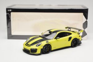 Porsche 911 GT2 RS 991.2 Weissach Package Zelený Čierne Kolesá Minichamps 1:18 155068300-1 Kov – obrázok 6 z 6