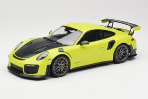Porsche 911 991.2 GT2 RS Limetkovo Zelený so Striebornými Kolesami Minichamps 1:18 155068309 Kov