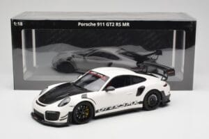 Porsche 911 991.2 GT2 RS Manthey Racing Biely Minichamps 1:18 MR-911-GT3RS-1802-W Kov – obrázok 6 z 6