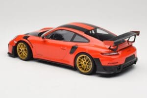 Porsche 911 991.2 GT2 RS Oranžový Weissach Package Zlaté Kolesá Minichamps 1:18 155068305 Kov – obrázok 5 z 6