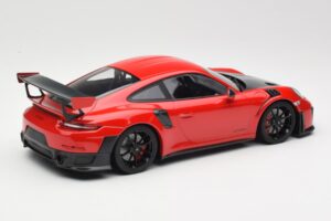 Porsche 911 GT2 RS 991.2 Červená Čierne Kolesá Minichamps 1:18 155068307 Kov – obrázok 2 z 6