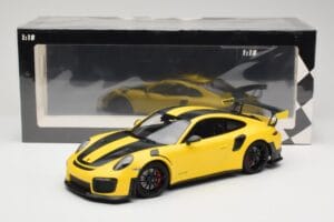 Porsche 911 991.2 GT2 RS Weissach Package Žltý s Čiernymi Kolesami Minichamps 1:18 155068311 Kov – obrázok 6 z 6