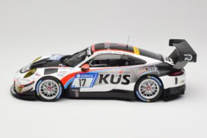 Porsche 911 991.2 GT3 R #17 Kues Team 75 Bernhard M. Christensen / K. Cairoli 24 Hours of Nurburgring 2018 Minichamps 1:18 15 – obrázok 3 z 6