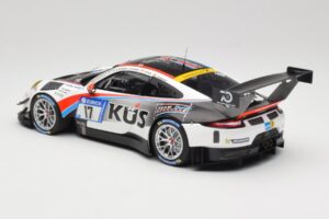 Porsche 911 991.2 GT3 R #17 Kues Team 75 Bernhard M. Christensen / K. Cairoli 24 Hours of Nurburgring 2018 Minichamps 1:18 15 – obrázok 5 z 6