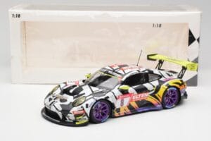 Porsche 911 991.2 GT3 R #8 Iron Force Ring Police 24 Hours Nürburgring 2019 Minichamps 1:18 153196088 Kov – obrázok 6 z 6